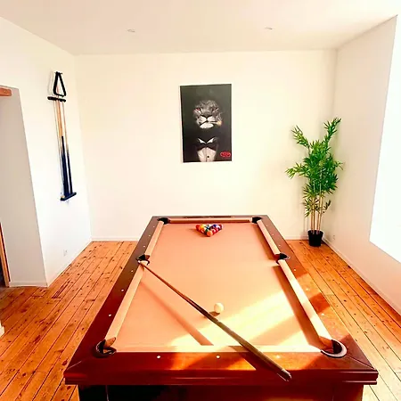 Cyris - Duplex Climatisées - Spa&piscine Centre